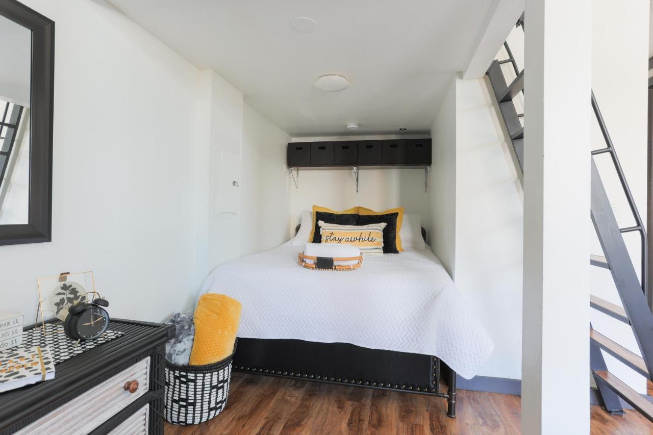 Old West Studio Lofts West Tampa Extérieur photo