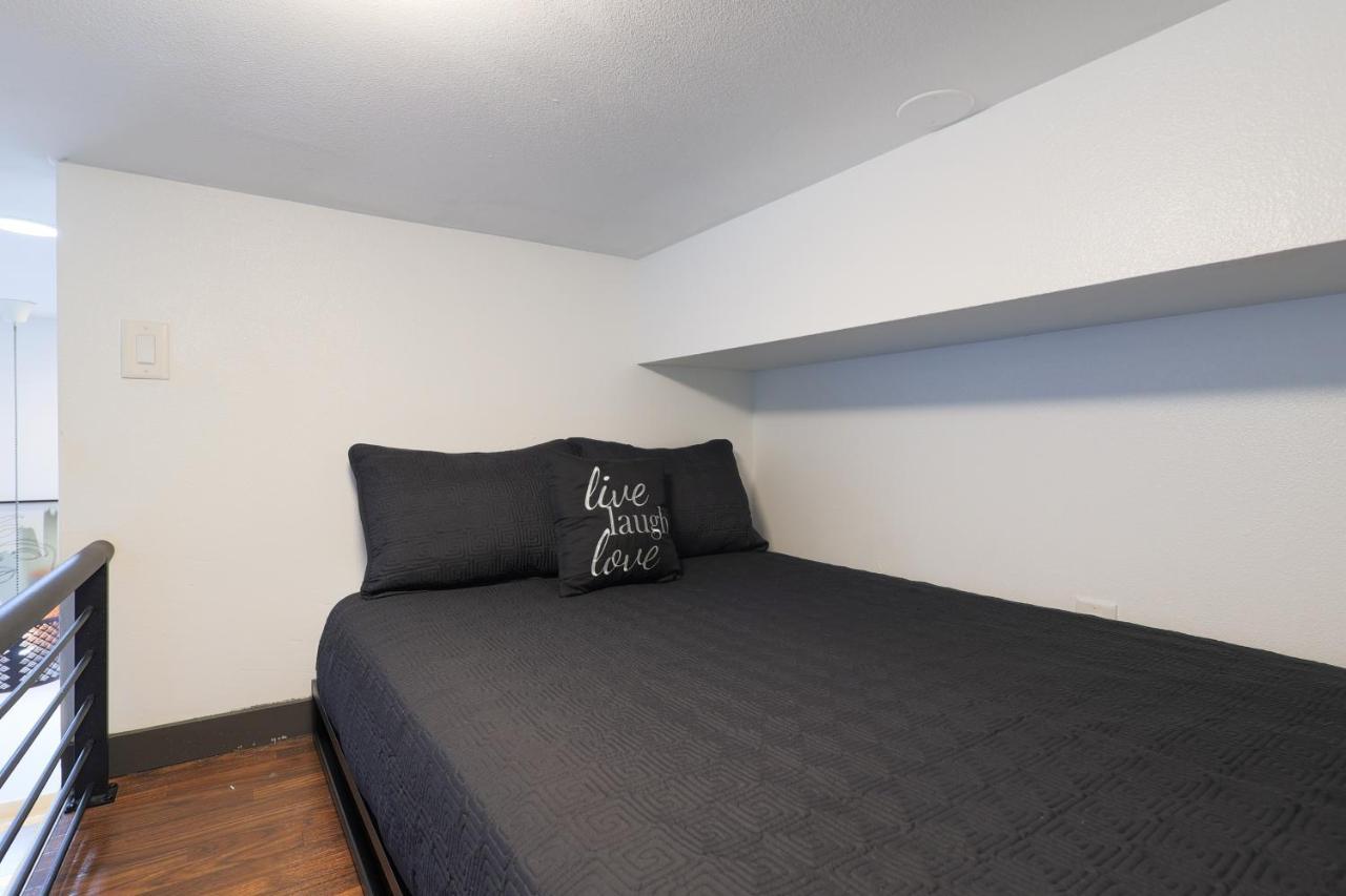 Old West Studio Lofts West Tampa Extérieur photo