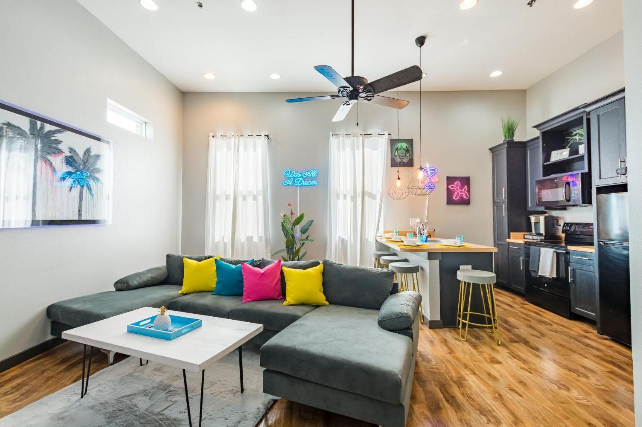 Old West Studio Lofts West Tampa Extérieur photo