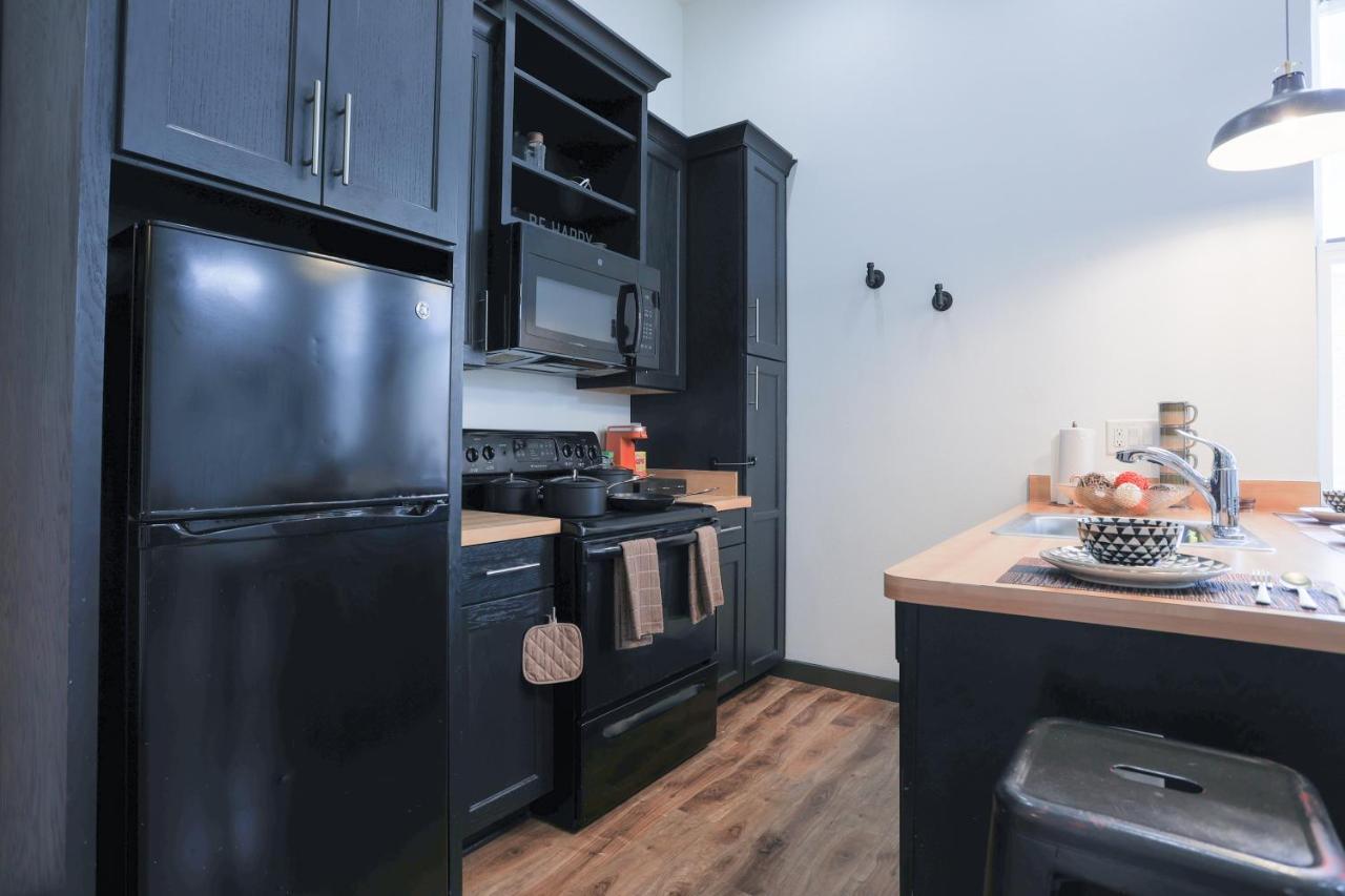 Old West Studio Lofts West Tampa Extérieur photo