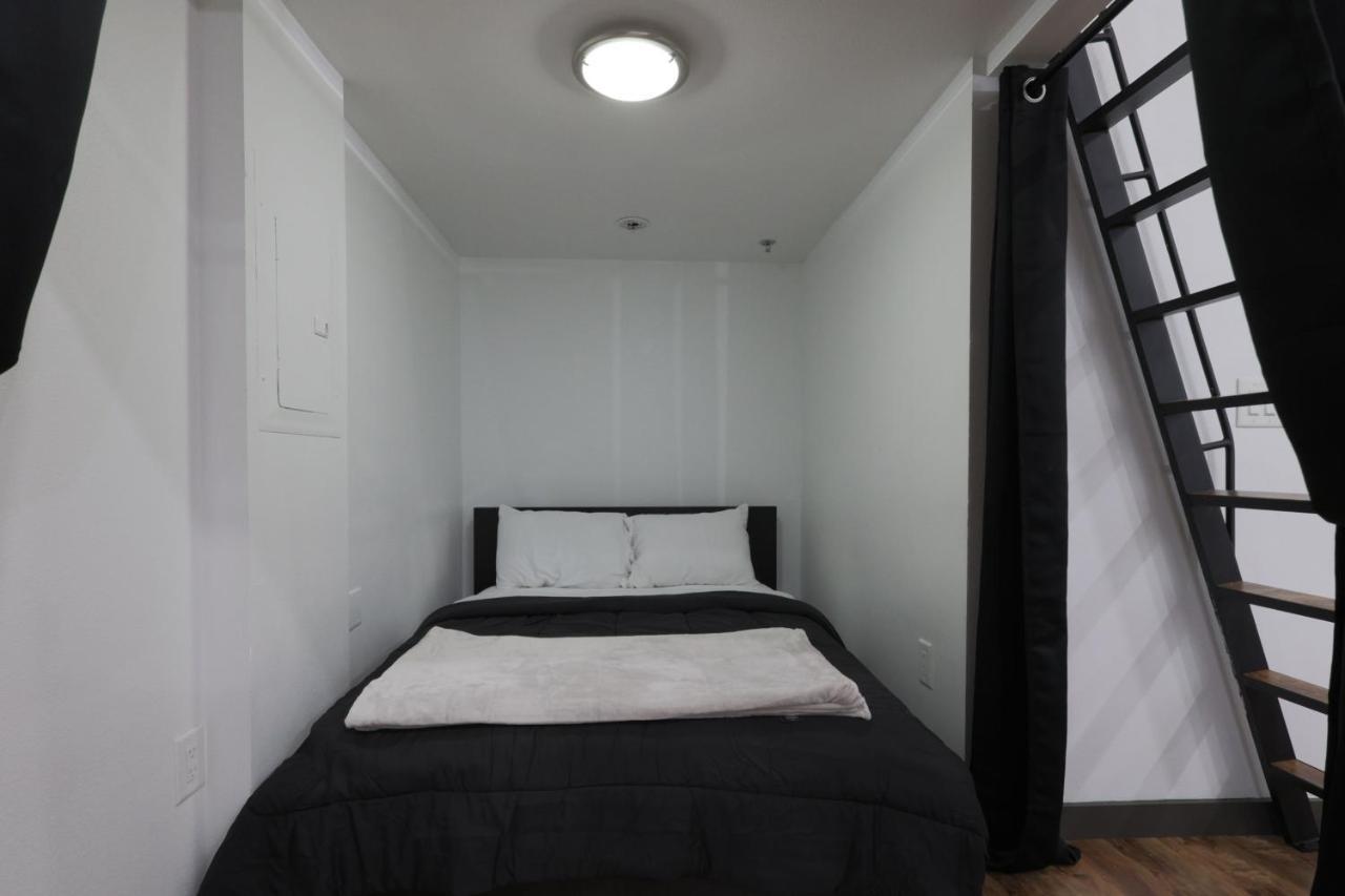 Old West Studio Lofts West Tampa Extérieur photo
