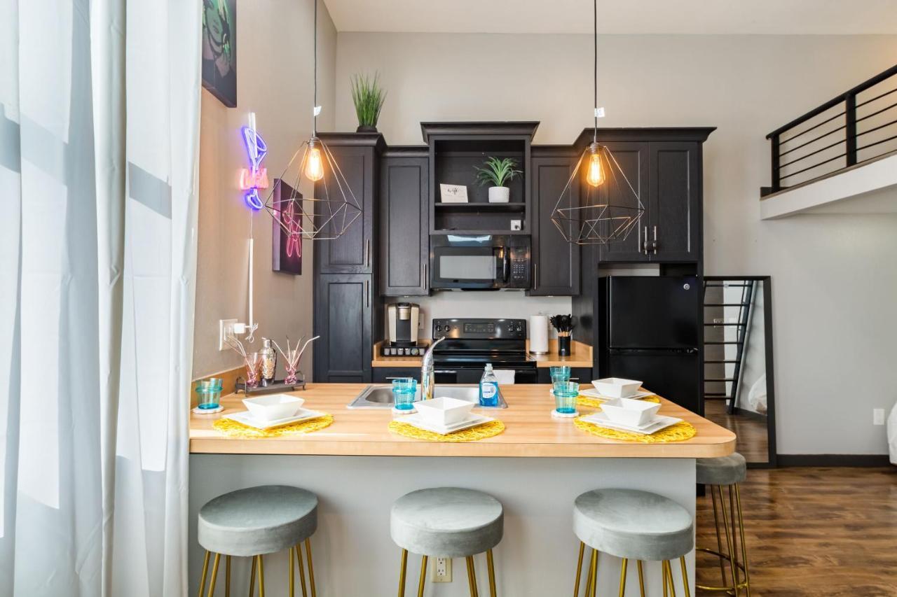 Old West Studio Lofts West Tampa Extérieur photo