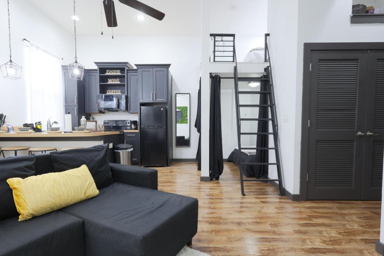 Old West Studio Lofts West Tampa Extérieur photo